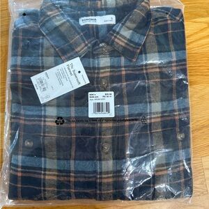 Kohl's Sonoma Navy and Tan Plaid Button Down Shirt